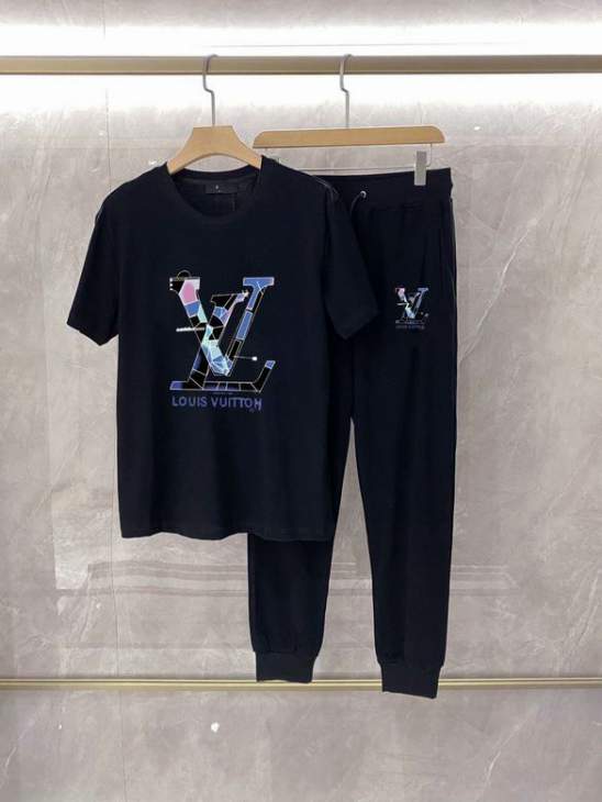 Picture of LV Shirt Pant Suits _SKULVM-5XLkdtn8823640
